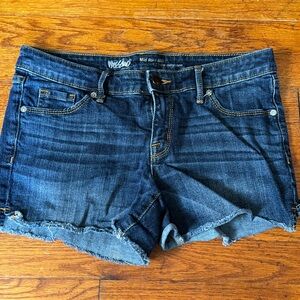 4/&15 Mossimo Mid Rise Midi Jean Shorts - Size 6/28